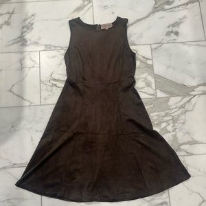 Brown dress. Size 4. Worn once. Excellent condition.